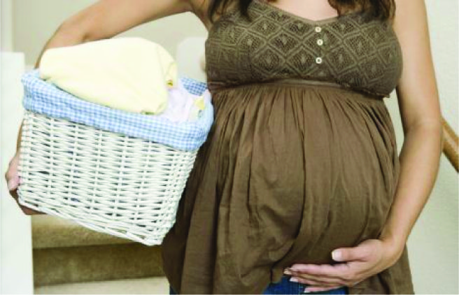 Mẹ bầu tránh mang vác nặng trong thời gian mang thai