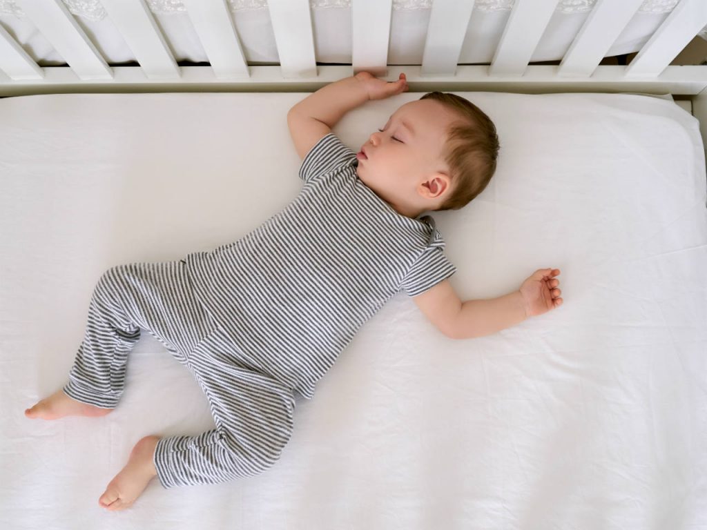 Chăm sóc giấc ngủ ngắn (nap) của trẻ