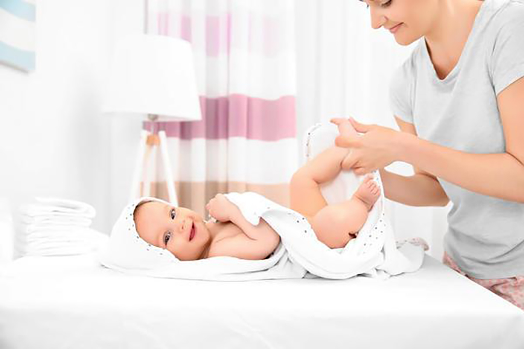 Những câu hỏi thường gặp khi massage cho bé sơ sinh