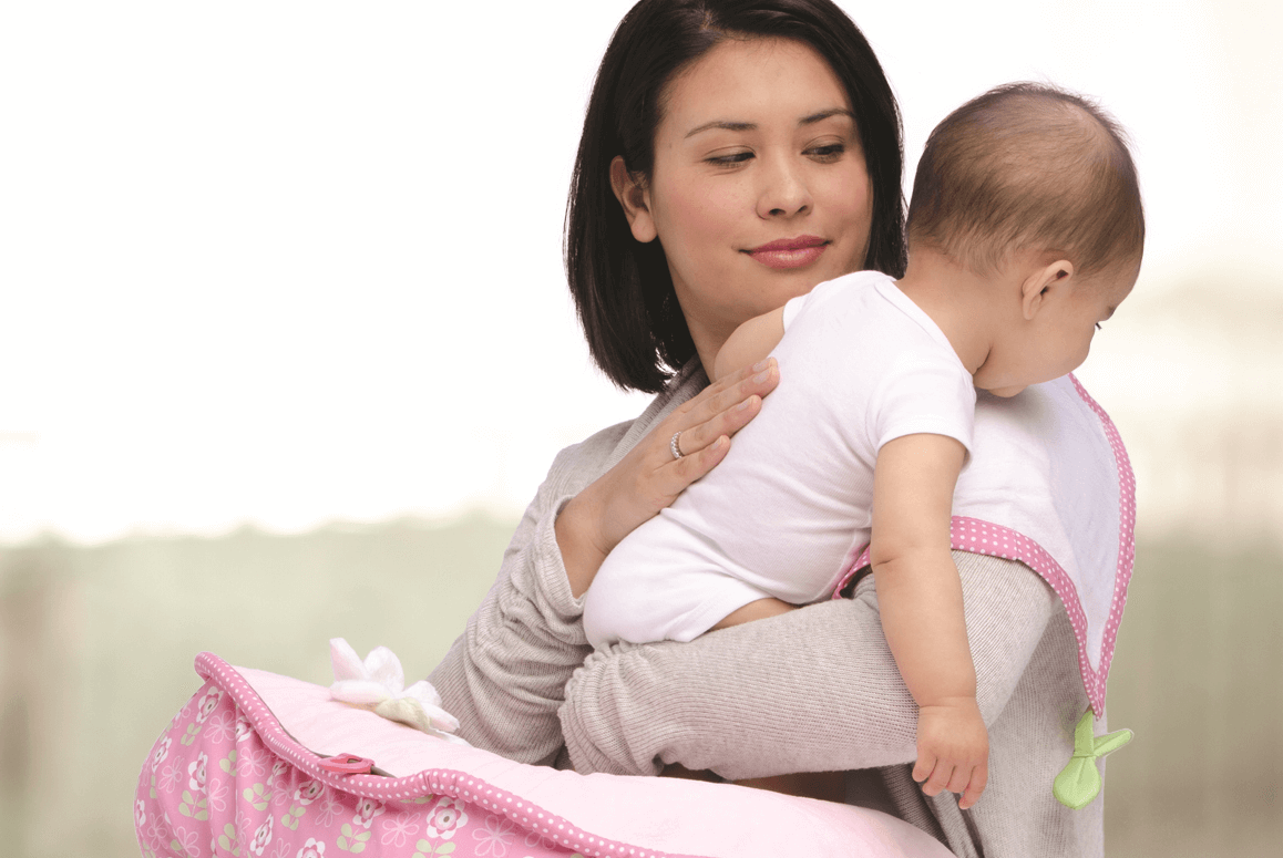 Vỗ ợ hơi, hành động nhỏ, hiệu quả lớn giúp giảm quấy khóc ở trẻ sơ sinh