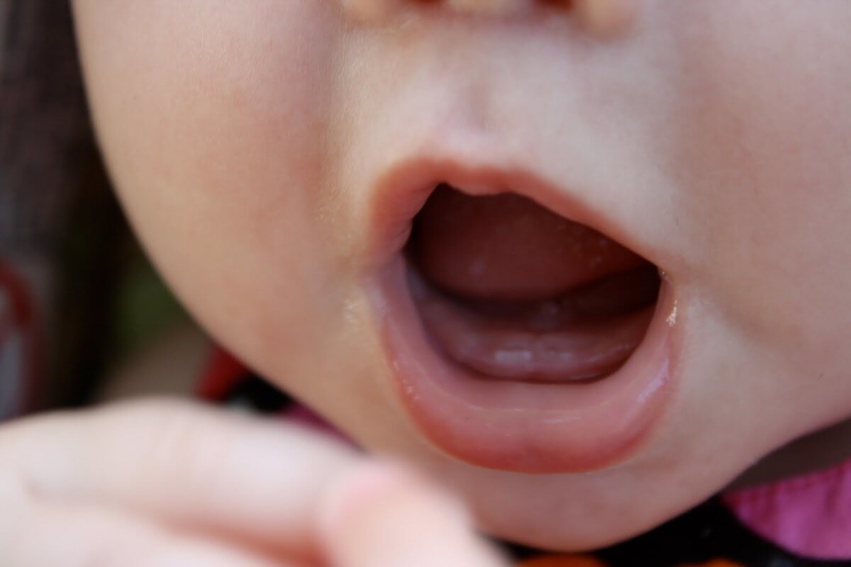 Gel mọc răng không có tác dụng làm dịu nhiều với bé