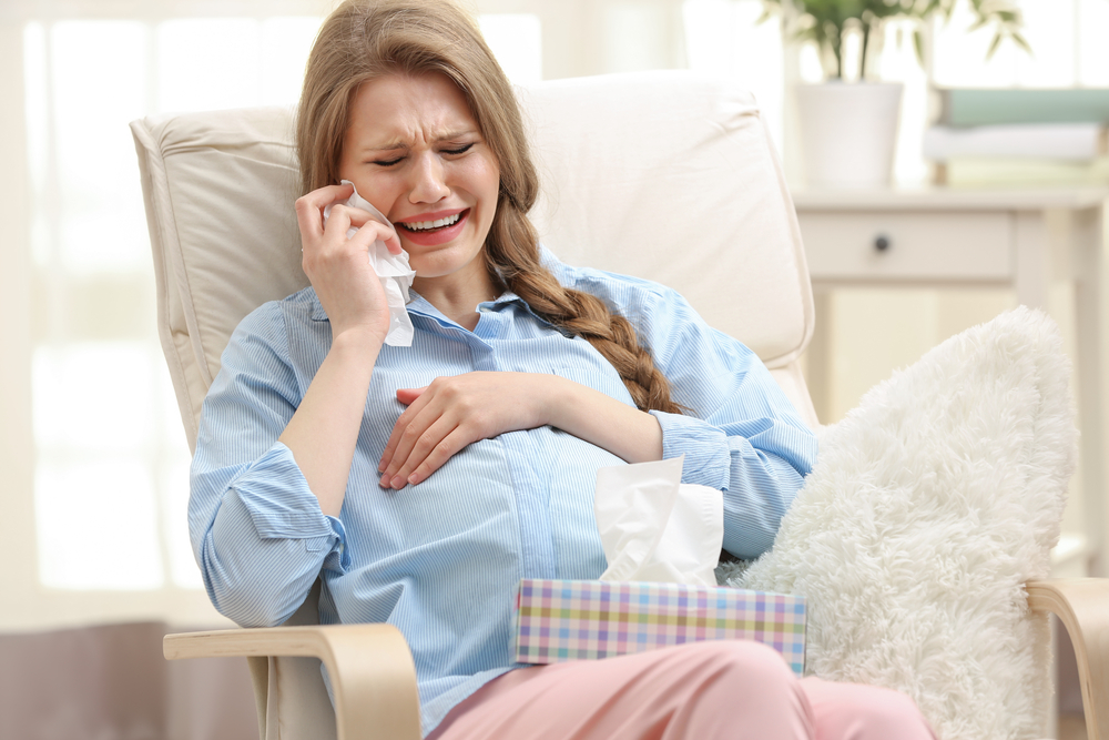 Mẹ bầu khóc nhiều có ảnh hưởng đến thai nhi