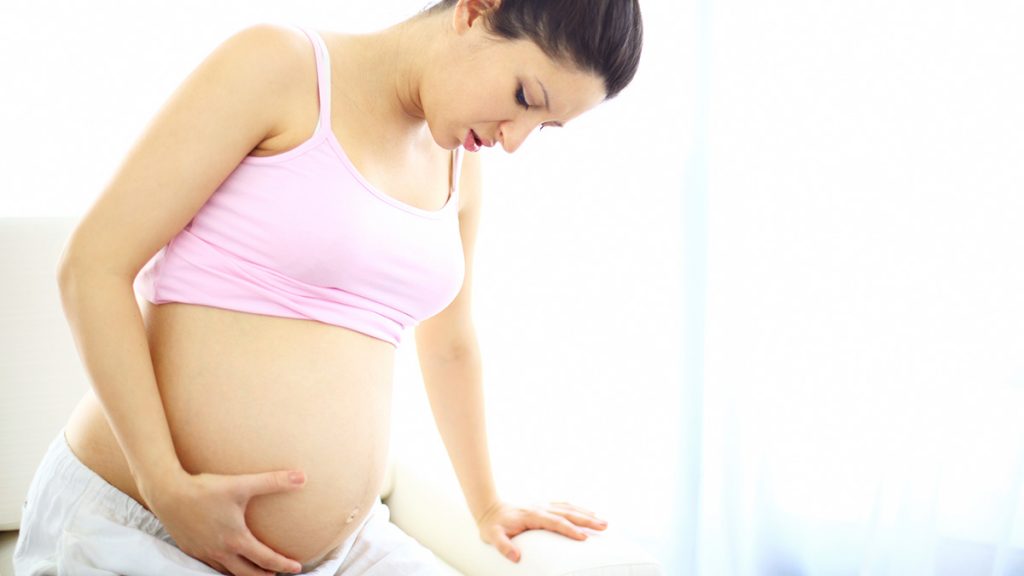 Đau bụng lâm râm khi mang thai 32 tuần