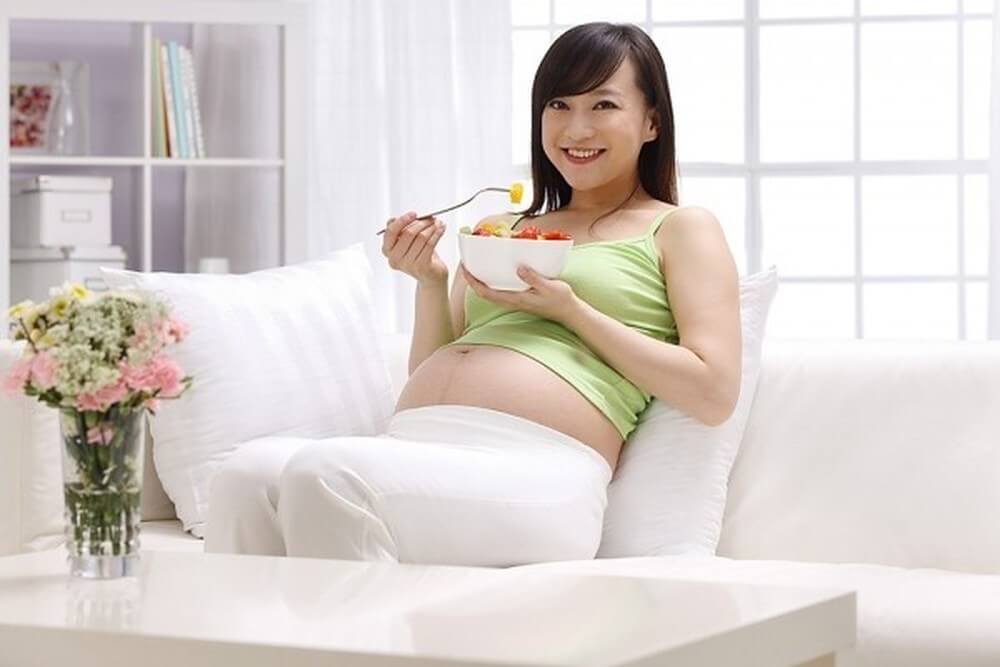 Các bữa phụ giúp mẹ bầu hấp thụ dinh dưỡng tốt hơn