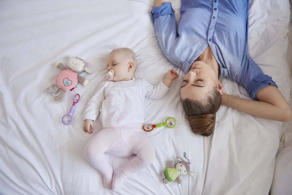 thời gian ngủ của trẻ sơ sinh giúp mẹ được thảnh thơi