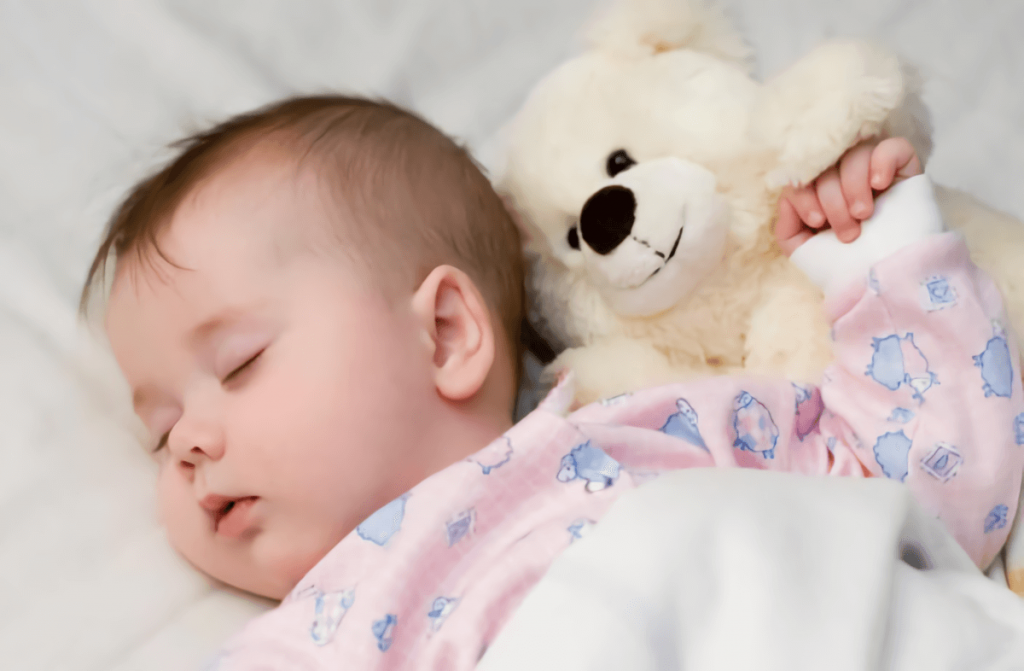 Trẻ sơ sinh 9 tuần tuổi ngủ nhiều