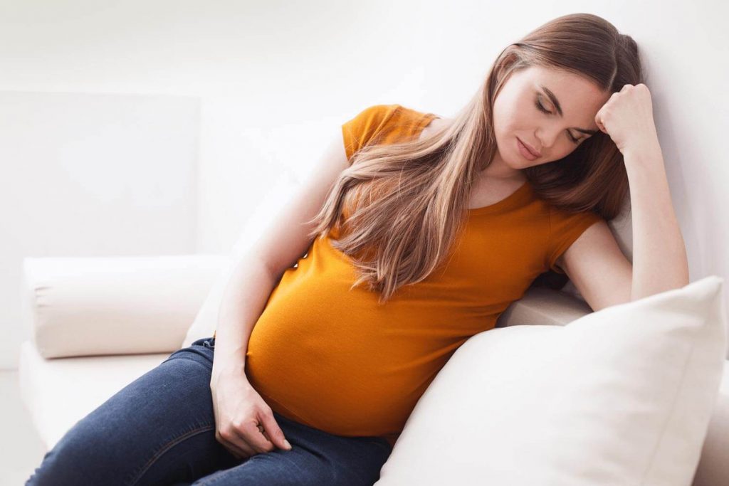 Nếu mắc các bệnh nguy hiểm khi mang thai, mẹ bầu nên nghỉ làm